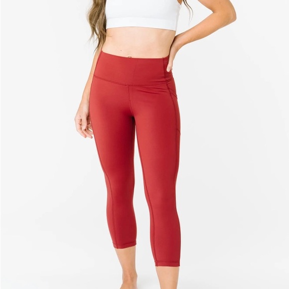 Zyia Red Pocket Brilliant Hi-Rise Capri-20” - Picture 3 of 6